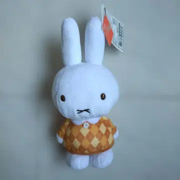 토끼 봉제 인형 체크 무늬