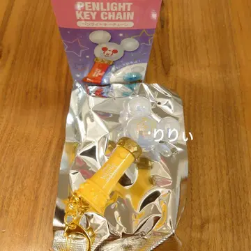 디즈니 스토어 응원봉 키체인 곰돌이 푸