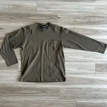 THE NORTH FACE 카키 M 긴팔 티셔츠