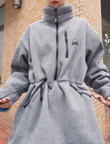 HOLIDAY 홀리데이 CLASSIC FLEECE ANORAK DRESS