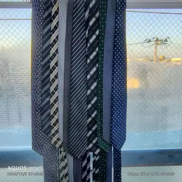 넥타이 세트 다양한 디자인과 색상