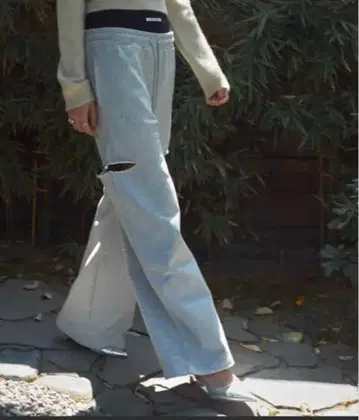 SLIT SWEAT PANTS with PEARL 그레이