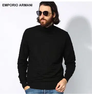 EMPORIO ARMANI [새상품급] 블랙 터틀넥 스웨터