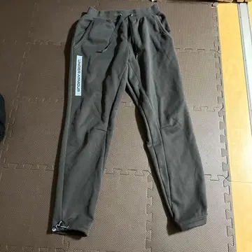 언더 아머 그레이 조거 팬츠