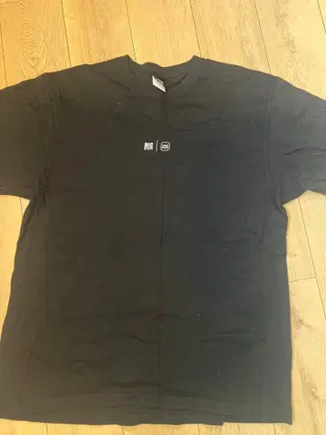 MFC STORE x SNKR DUNK 콜라보 T셔츠