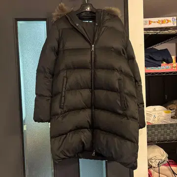 블랙 후드 부착 다운 자켓 LM