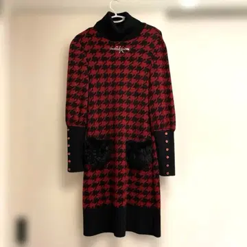 이타리야 터틀넥 원피스