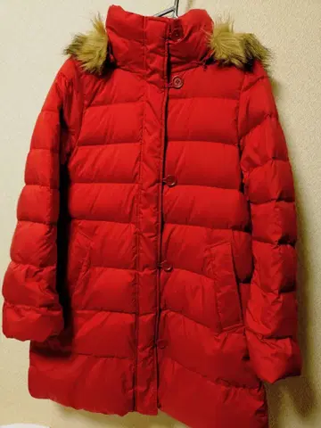 메루카리 기부 유니클로: 퍼 포함: 빨간색: 다운 자켓: M