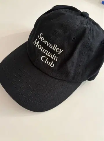 SEA Seavalley Mountain Club 로고 캡 블랙