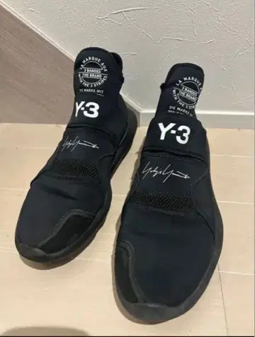 Y-3 스니커즈 스베로우 기념 한정판 모델
