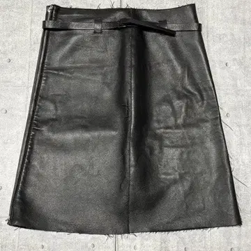 STUDIO MORDERN 이탈리아제 가죽 스커트 스튜디오 모던