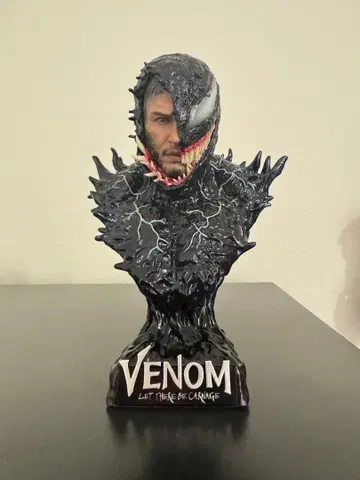 핫토이즈 VENOM 흉상