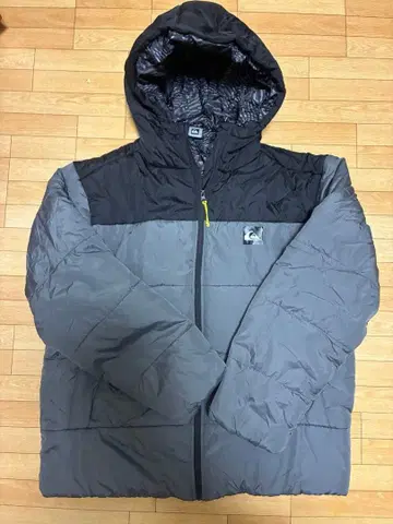 퀵실버 다운 자켓