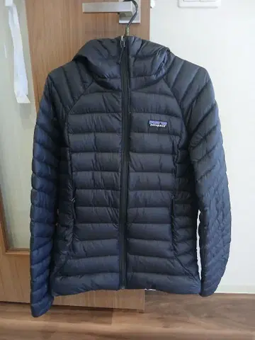 새상품급 patagonia 다운 스웨터 XS 여성용