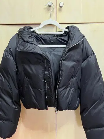 EMODA 블랙 다운 자켓 F 사이즈