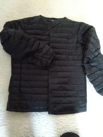 UNIQLO 블랙 다운 자켓