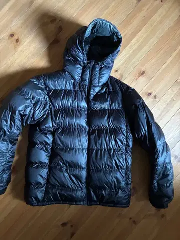 몽벨 알파인 다운 후드티 블랙 1101407