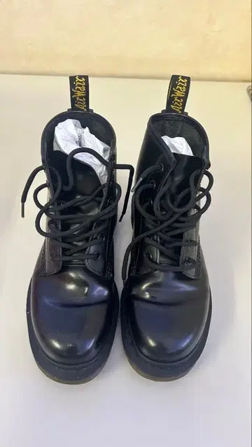 닥터마틴 6홀 UK4