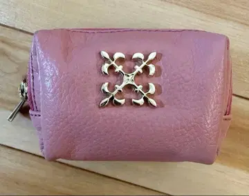 russet 모노그램 플레이트 더블 지퍼 파우치