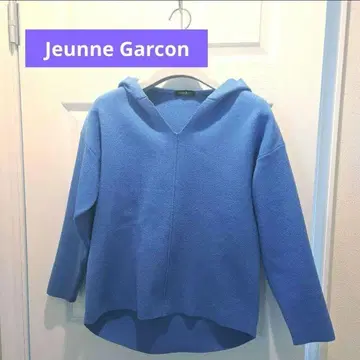 Jeunne Garcon 후드 부착 블루 스펀지 니트 스카이블루