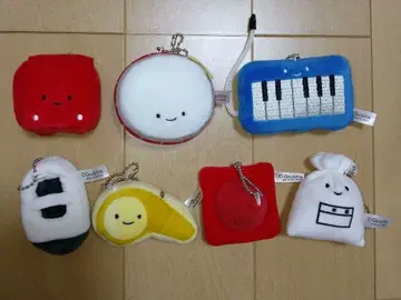 쿠오리아 학교의 봉제 인형 피아니카 실내화