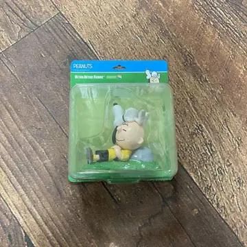 [ 미개봉 새상품 ] UDF PEANUTS 스누피 & 찰리 브라운 낮잠