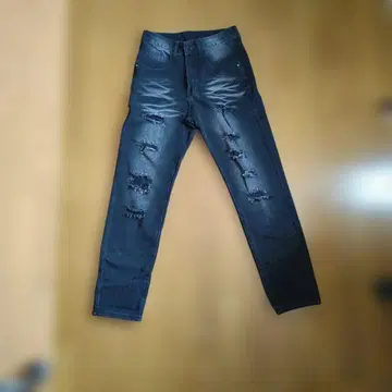 데미지 가공 데님 팬츠
