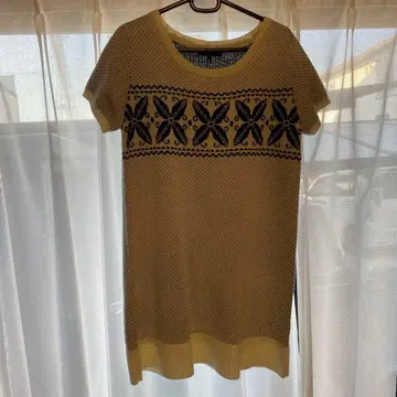 Reflect 꽃무늬 자수 반팔 니트 튜닉