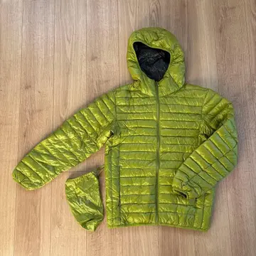 울트라 라이트 다운 S 사이즈