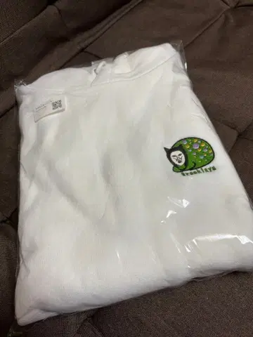 오로친유 후드티 미사용