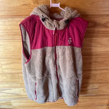 참스 보아 후드 부착 베스트