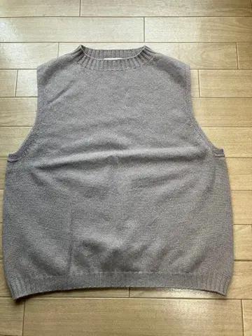 MORRIS & SONS 그레이 주 니트 베스트