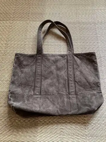 꿀벌 토트 earth muddy