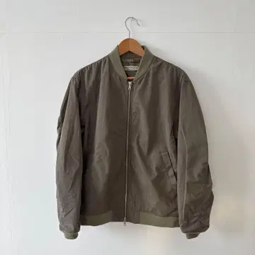 BEAUTY&YOUTH MA-1 플라이트 자켓 올리브 L