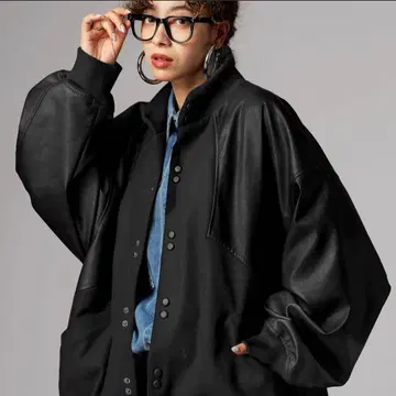 안티카 이소재 절개 자켓