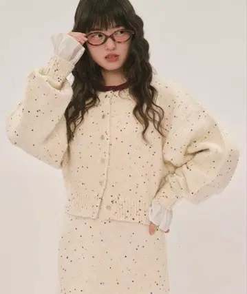 loin nuit 로완뉴이 스팽글 니트 셋업 아이보리