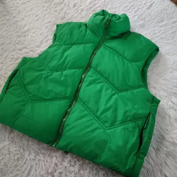 ZARA 워터 레페런트 다운 베스트 오버 사이즈 그린 S