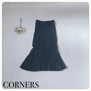 [새상품급] CORNERS 코너스 플리츠 니트 스커트 블랙 M