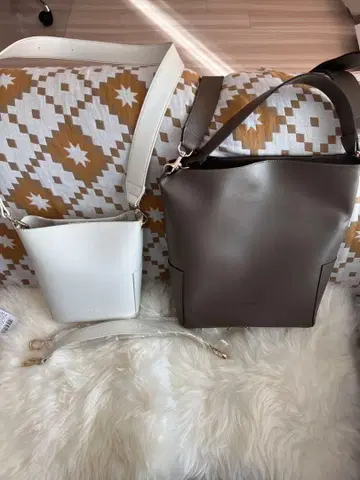 브라운 토트백 2개