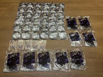 BAD MEDICINE 바디슨 토죠 카이리 아크릴 스탠드 캔뱃지