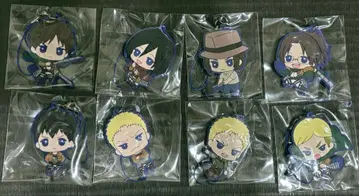 진격의 거인 !러버 키링 8개 세트!