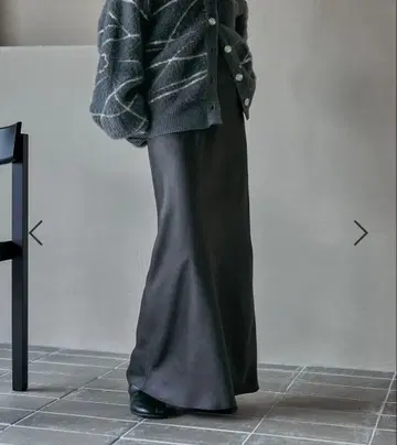 lepsim 스트레치 새틴 스커트 이번 시즌 새상품 렙심 차콜 그레이