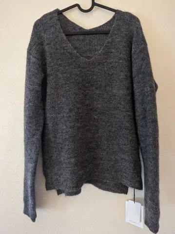 Mystrada 그레이 V넥 스웨터 새상품 택