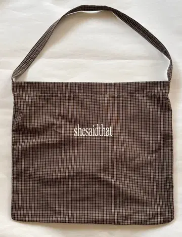 shesaidthat 백 brown 브라운