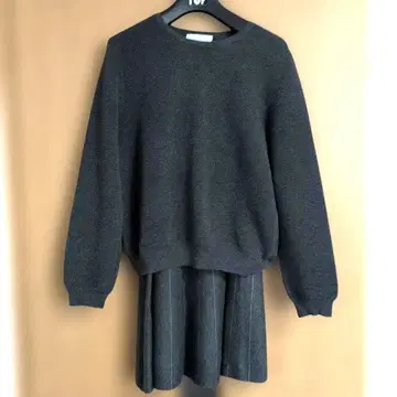 DoCLASSE 다크 그레이 니트 셋업