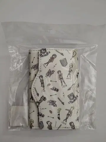 진격의 거인 키케이스 플레이풀 마인드 컴퍼니 디자인 B