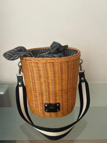 [ LOWELL things ] 원통형 바스켓백