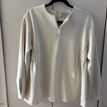 새상품급 UNITED ARROWS 화이트 풀오버 38 유나이티드 애로우즈