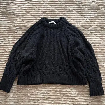 ZARA 두툼한 니트 블랙 L