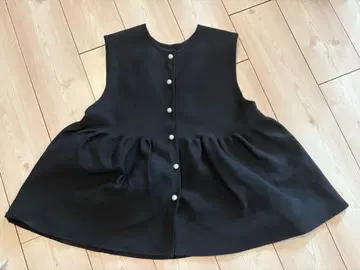 안피로 펄 버튼 2way 페플럼 니트 베스트 블랙 L 사이즈